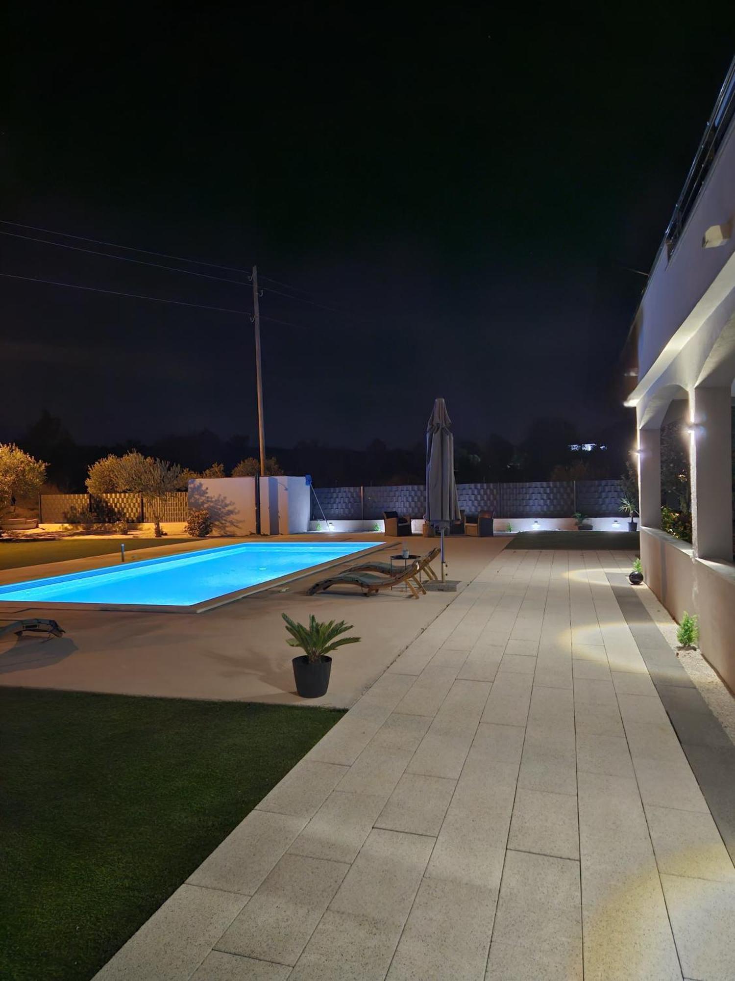 Apartment Lana Bristivica Exterior foto